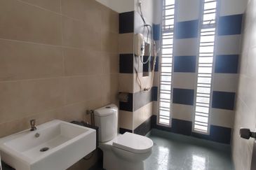 Austin Residence @Taman Mount Austin