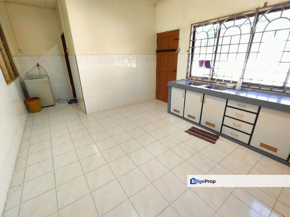 Taman Puteri Wangsa Jalan Badik Ulu Tiram Taman Gaya Pelangi Indah Double Storey Terrace House For Sale , Johor, Ulu Tiram