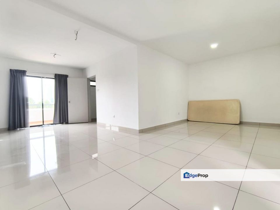 Opal Mutiara Mas Mutiara Rini Skudai Three Storey Cluster House For Sale , Johor, Skudai