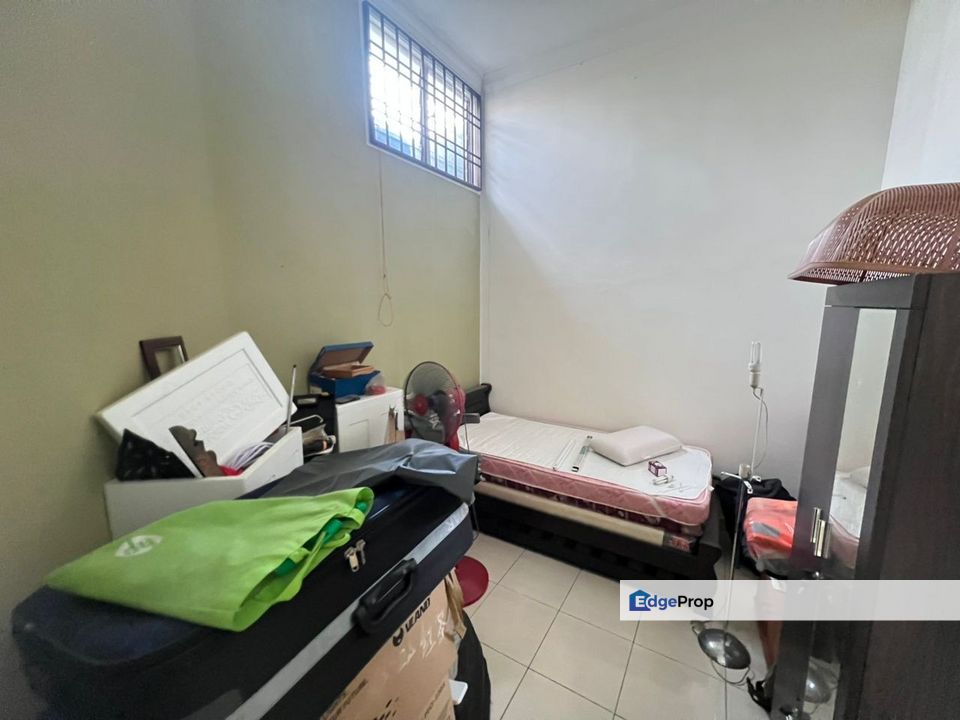 Taman Tropika Kulai Jalan Tropika Bandar Putra Sri Putri Single Storey Terrace House For Sale , Johor, Kulai