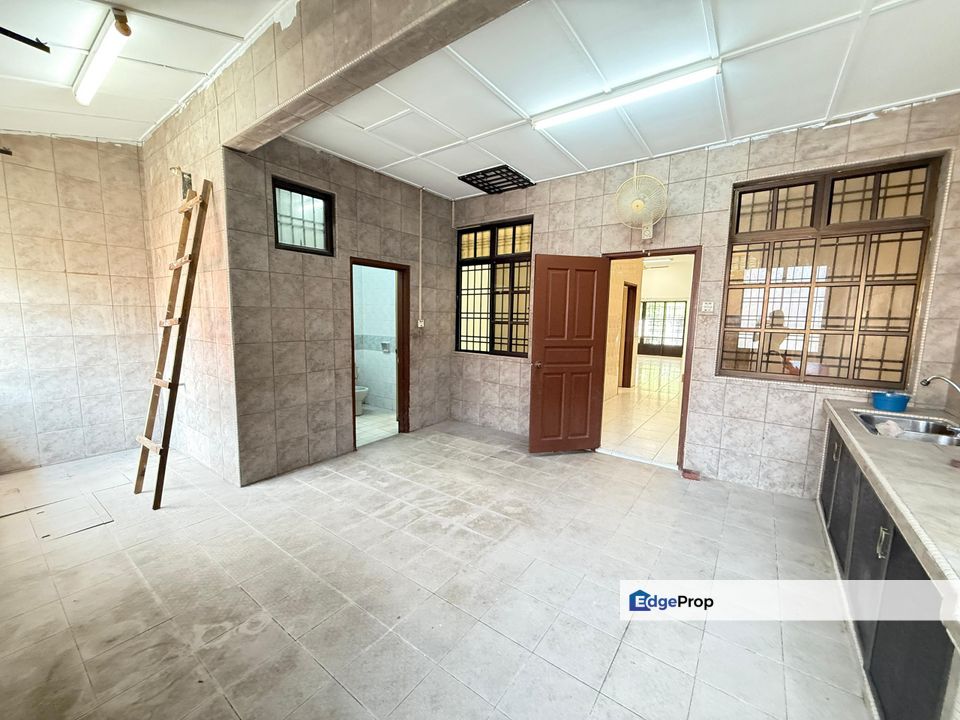 Taman Pelangi Indah Jalan Pesona Taman Gaya Ulu Tiram Puteri Wangsa Double Storey Terrace House For Sale , Johor, Ulu Tiram
