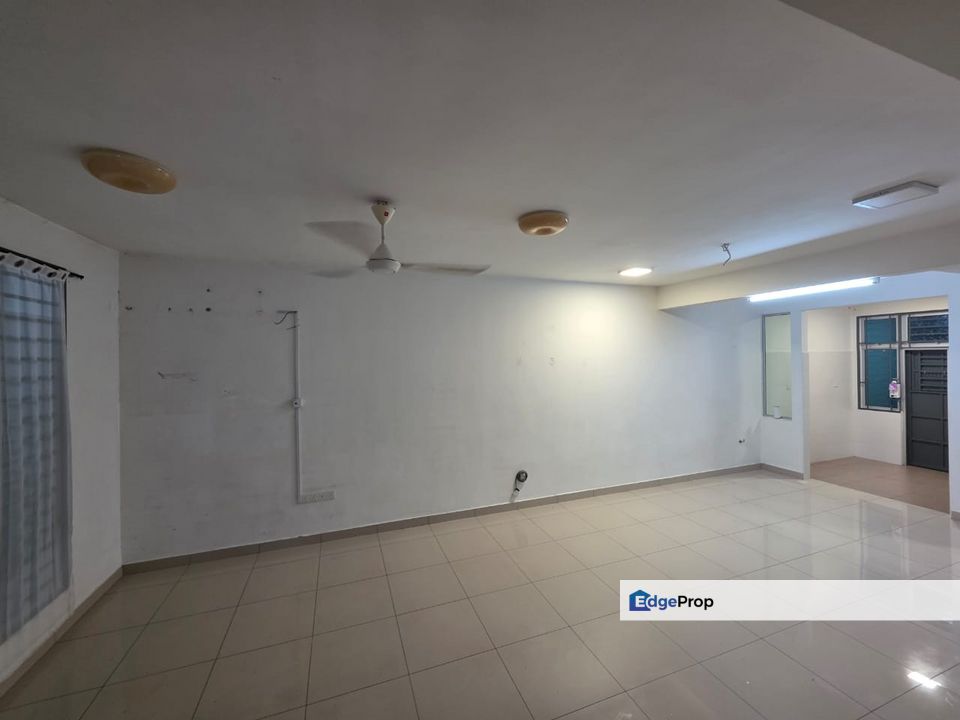 Taman Mutiara Utama Skudai Mutiara Rini Double Storey Terrace House For Rent , Johor, Skudai