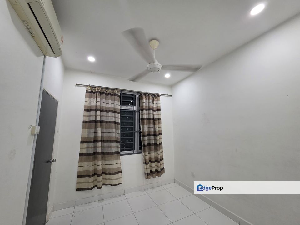 Taman Mutiara Utama Skudai Mutiara Rini Double Storey Terrace House For Rent , Johor, Skudai