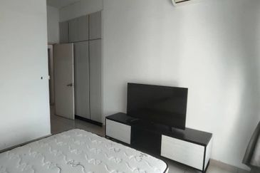 The Pinnacles (Pinnacle Tower)