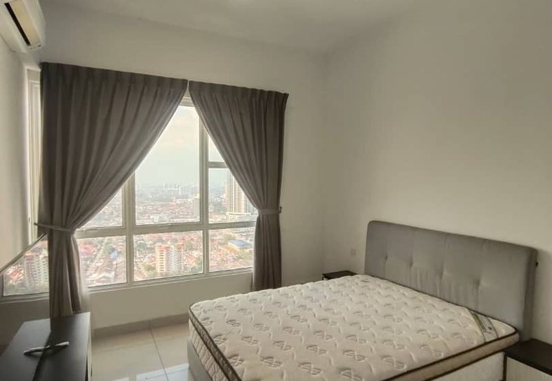 The Pinnacles (Pinnacle Tower)