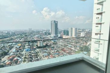 The Pinnacles (Pinnacle Tower)