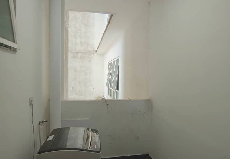 The Pinnacles (Pinnacle Tower)