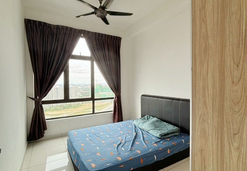 D'Summit Residences @ Kempas Utama