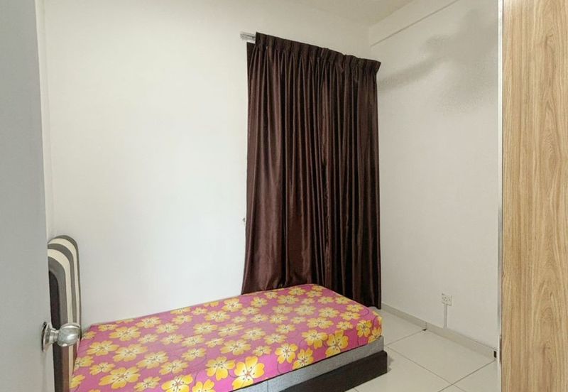 D'Summit Residences @ Kempas Utama