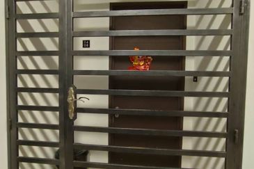 The Pinnacles (Pinnacle Tower)