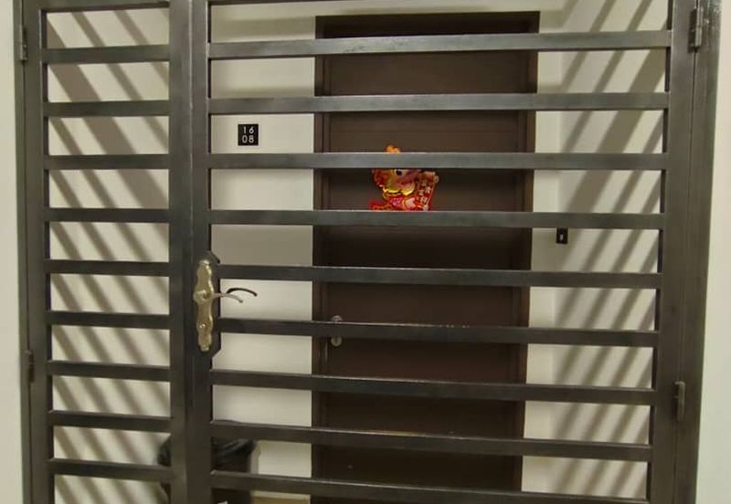 The Pinnacles (Pinnacle Tower)