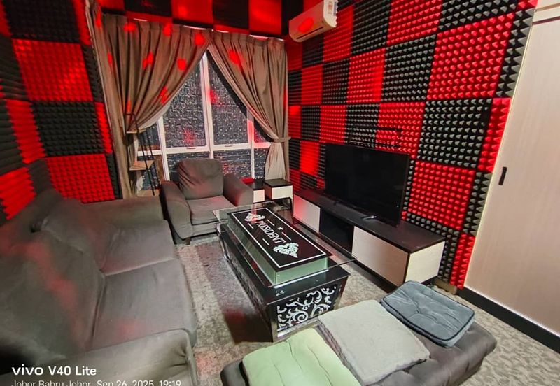 The Pinnacles (Pinnacle Tower)