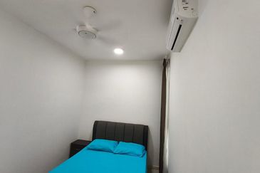 The M @ Medini Macrolink