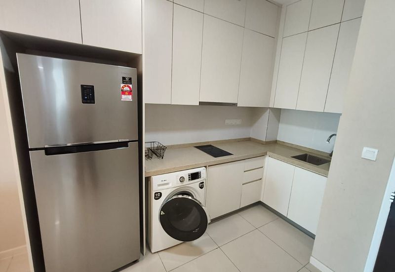 The M @ Medini Macrolink