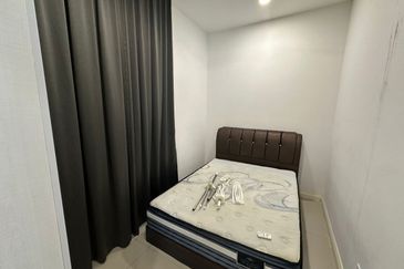 D\'Pristine @ Medini