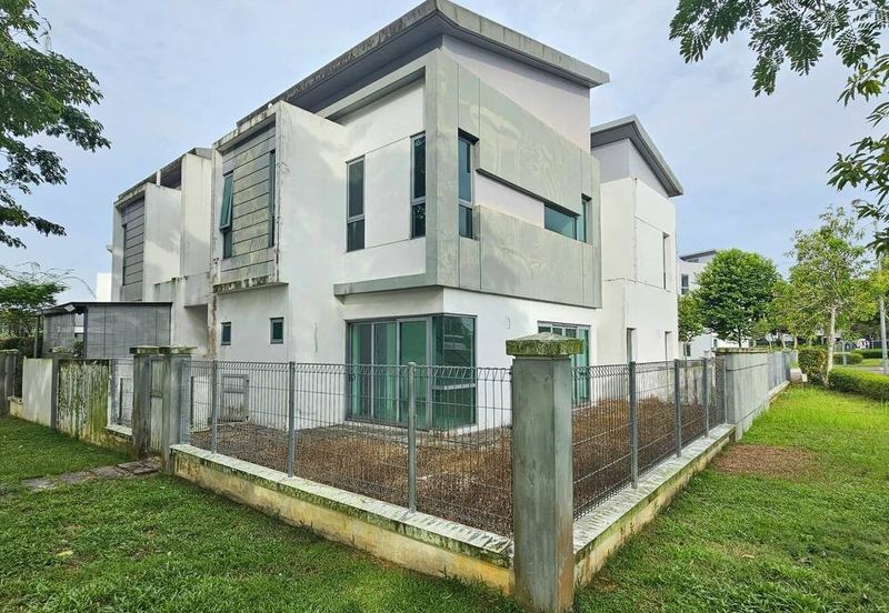 Sunway Lenang Heights