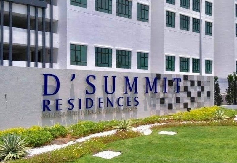 D Summit Residences