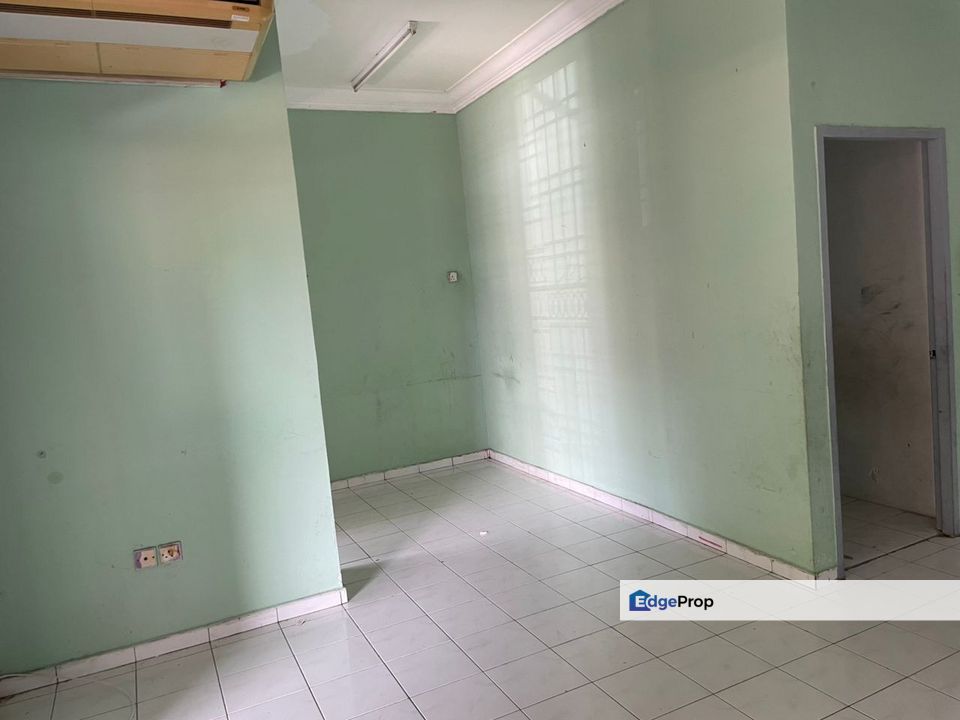 Taman Putri Kulai Jalan Putri Johor Double Storey Terrace House For Sale , Johor, Kulai