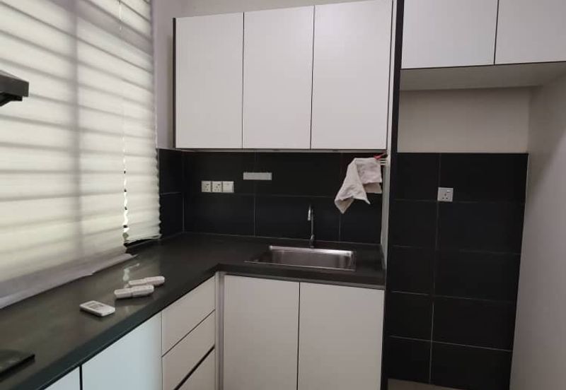 SKS Habitat Apartment, Larkin