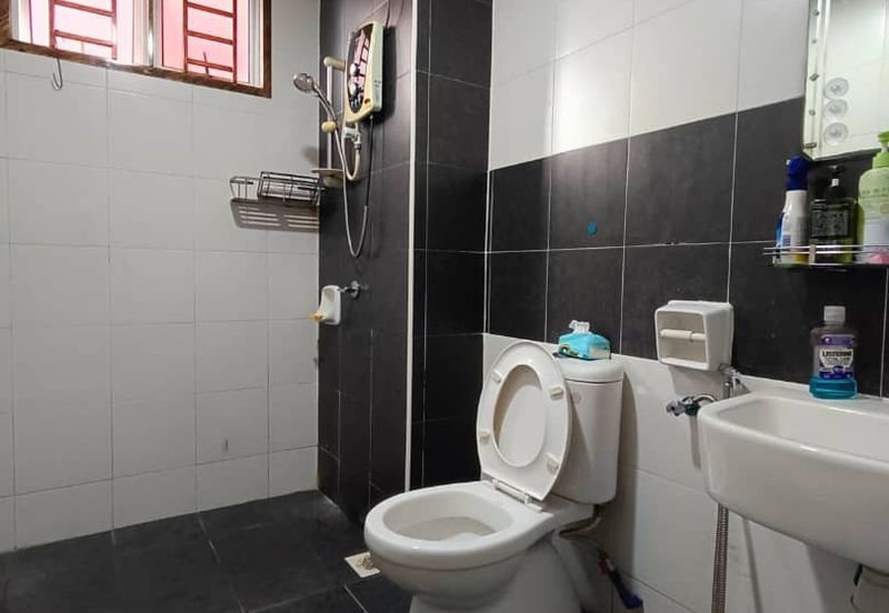 D'Larkin Residence (Delima Larkin)