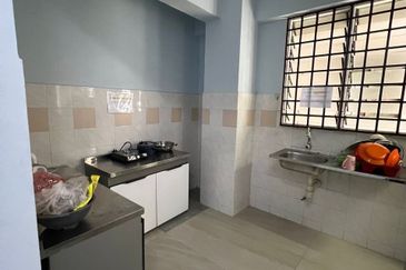 Sri Impian Apartment, Larkin Perdana