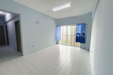 Sri Impian Apartment, Larkin Perdana