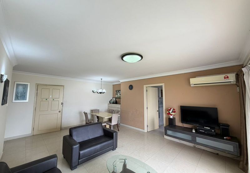 The Straits View, Bandar Baru Permas Jaya