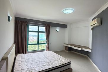 The Straits View, Bandar Baru Permas Jaya