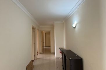 The Straits View, Bandar Baru Permas Jaya