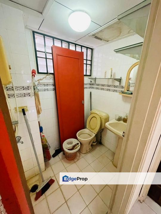 Daya View Apartment Taman Daya Mount Austin Crest For Sale , Johor, Johor Bahru