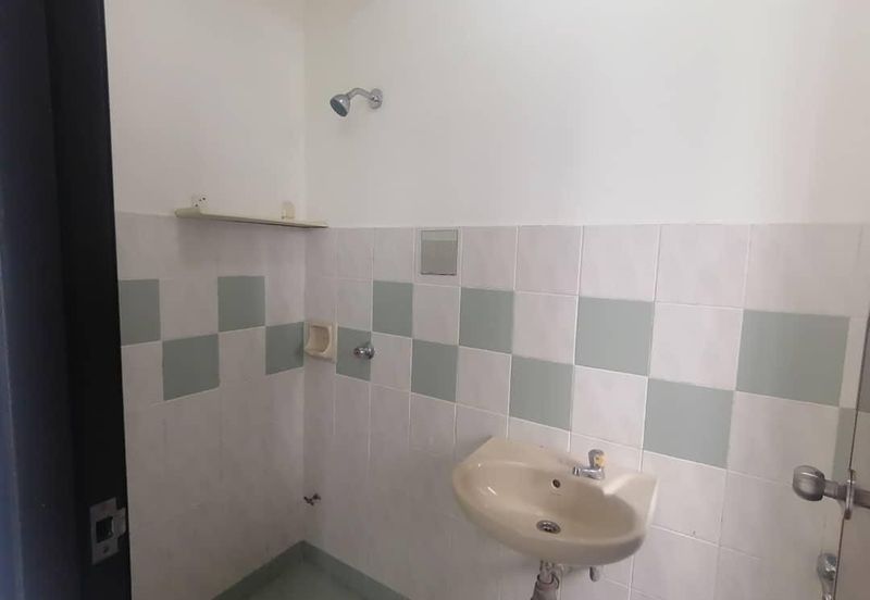 Sri Impian Apartment, Larkin Perdana