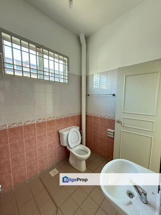 Bandar Seri Alam Masai Jalan Tasek Pasir Gudang Permas Jaya Double Storey Terrace House For Sale , Johor, Masai