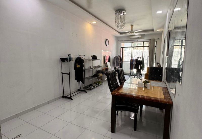 Jentayu Residency (Jentayu Residensi)