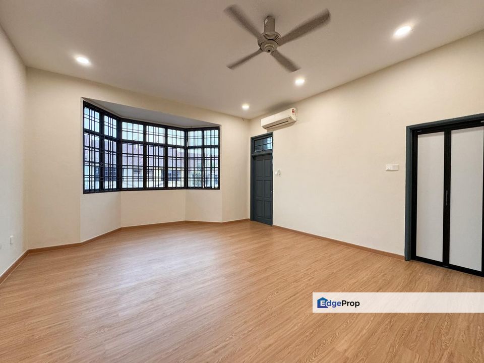 Taman Dato Chellam Puteri Wangsa Ulu Tiram Taman Gaya Pelangi Indah Double Storey Terrace House For Sale , Johor, Ulu Tiram