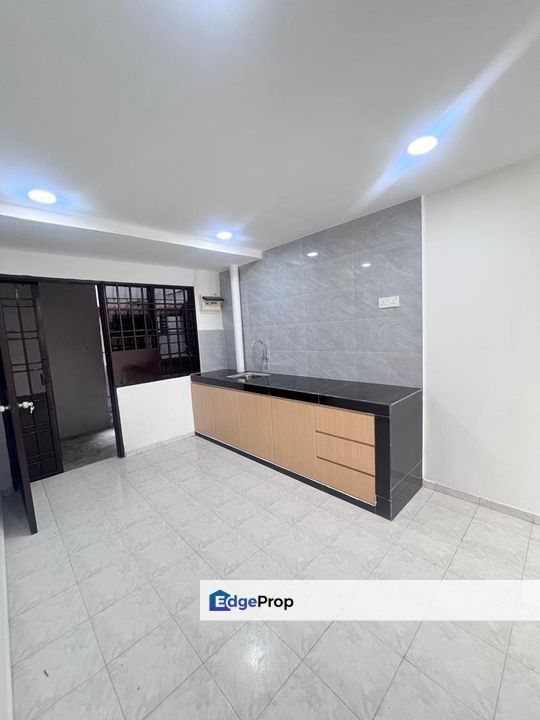 Flat Tasek 64 Bandar Seri Alam Masai Pasir Gudang Permas Jaya For Sale, Johor, Masai