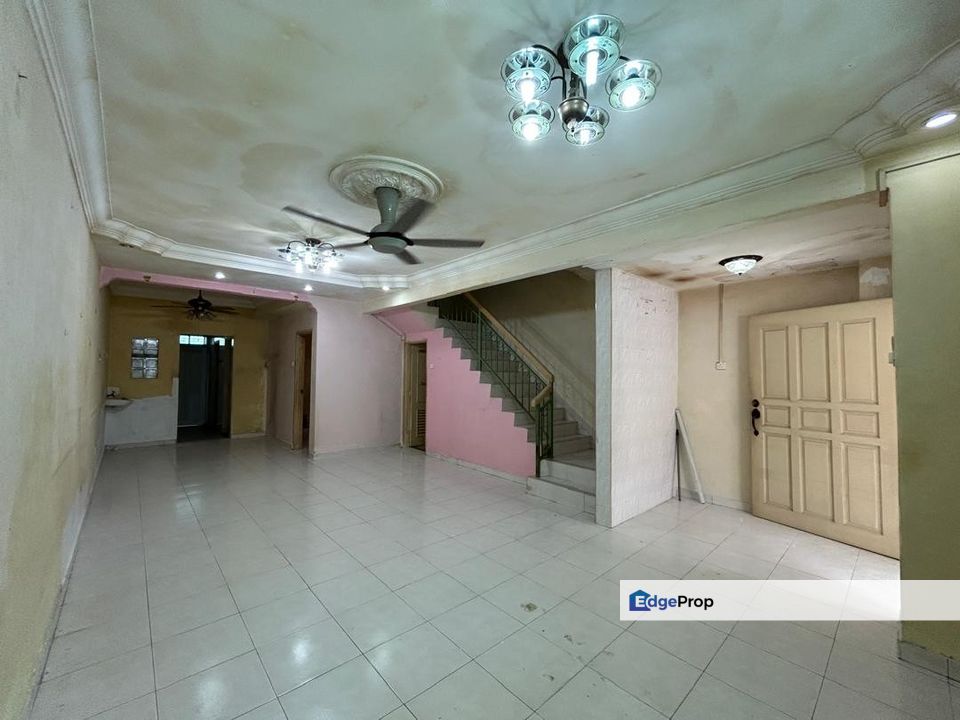 Taman Sri Pulai Perdana Skudai Kangkar Pulai Mutiara Rini Taman Universiti Double Storey Terrace House For Sale , Johor, Skudai