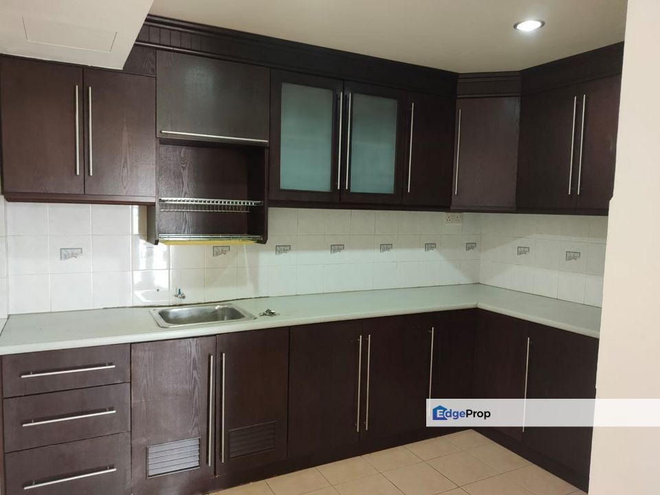 Putri Ria Apartment Taman Megah Ria Masai Pasir Gudang Permas Jaya Taman Rinting For Sale , Johor, Masai