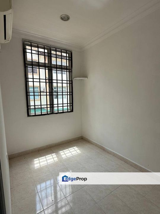 Nusavilla Townhouse Taman Nusa Bestari Bukit Indah Perling Iskandar Puteri Skudai Double Storey Townhouse For Sale , Johor, Skudai