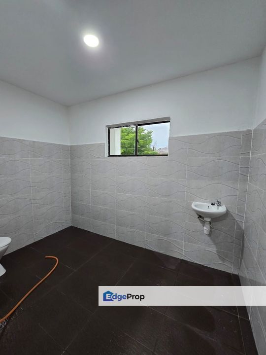 Taman Sri Putri Skudai Jalan Gangsa Tun Aminah Taman Universiti Skudai Baru Double Storey Terrace House For Sale , Johor, Skudai