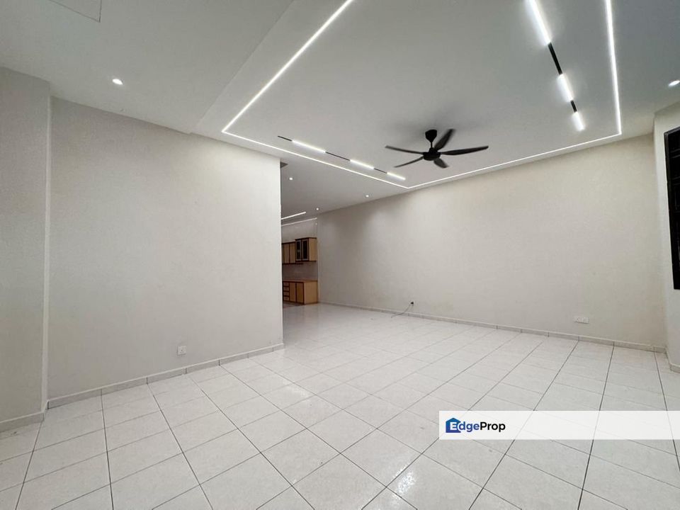 Taman Dato Chellam Puteri Wangsa Ulu Tiram Taman Gaya Palma Nibong Double Storey Terrace House For Sale , Johor, Ulu Tiram