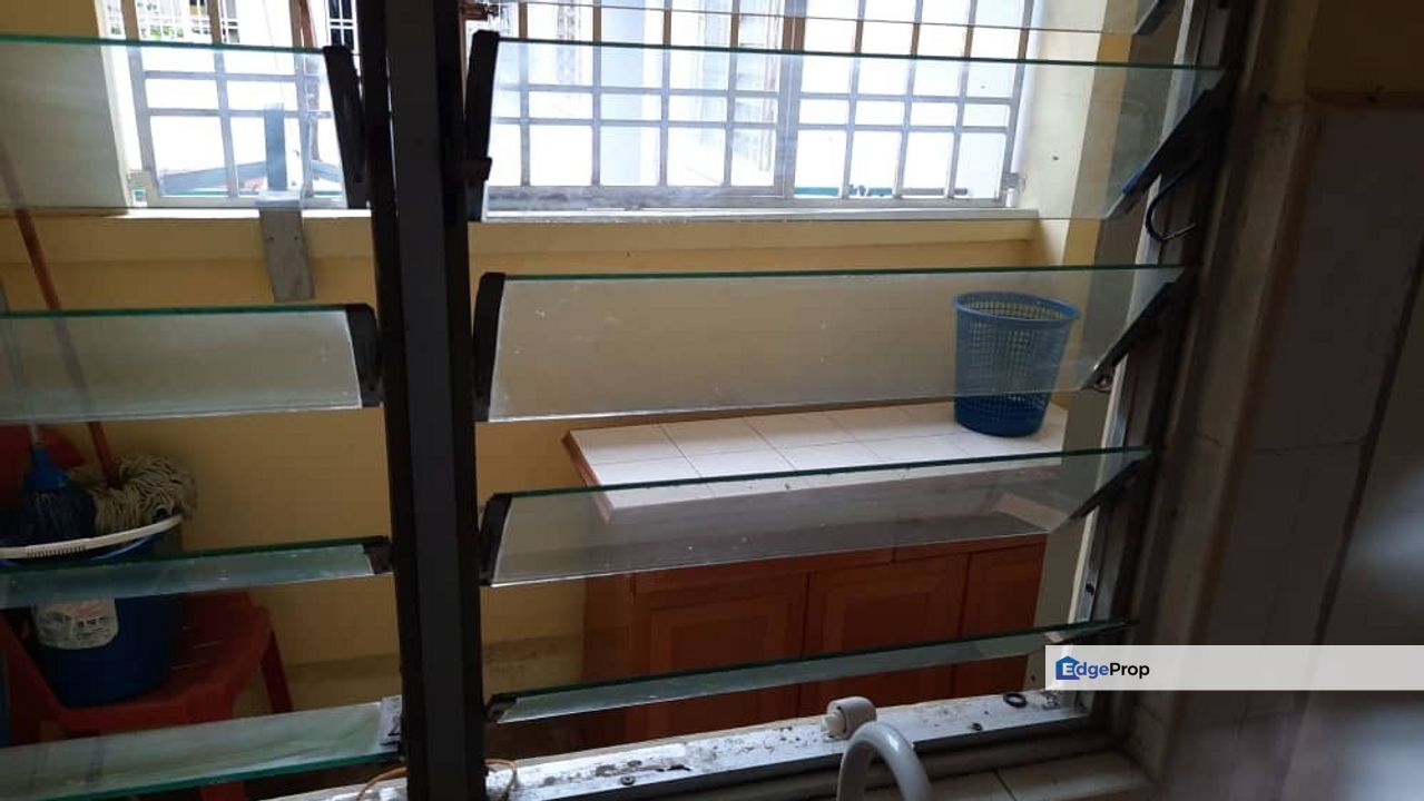 Bayu Puteri 2 Apartment Permas Jaya Taman Sentosa Masai For Sale, Johor, Johor Bahru