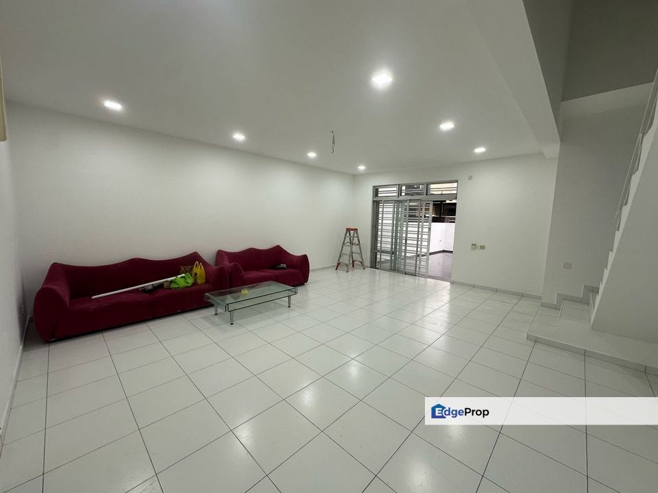 Taman Setia Tropika Setia Indah Taman Daya Mount Austin Kempas Utama Double Storey Terrace House For Sale , Johor, Setia Tropika