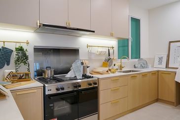 Lucerne Residence Bayan Lepas For Sale | Nearby Airport and Factory Zone