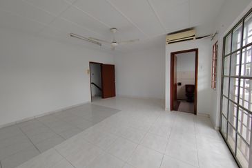 Taman Sri Putra, Sungai Buloh