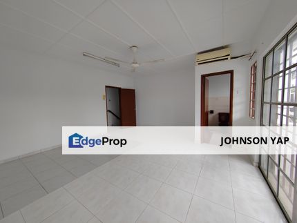 Taman Sri Putra, Sungai Buloh House for Sale Intermediate Landed Well Keep, Selangor, Sungai Buloh