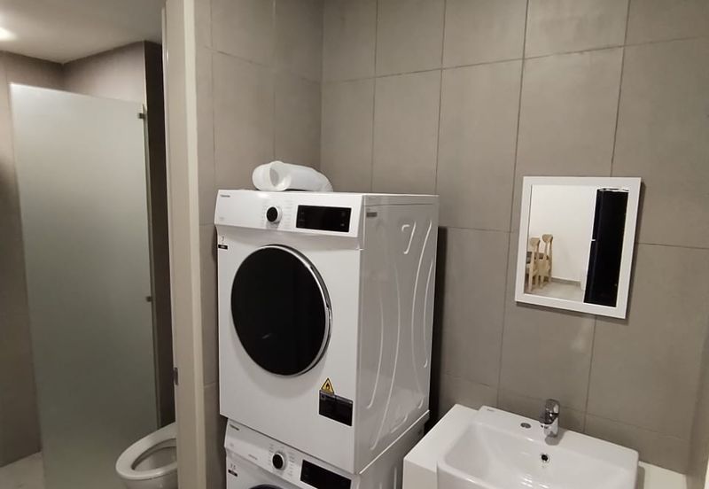 Yolo Signature Suites