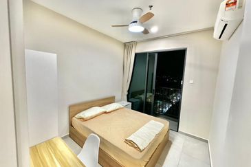 Yolo Signature Suites