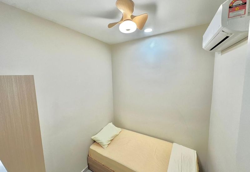 Yolo Signature Suites