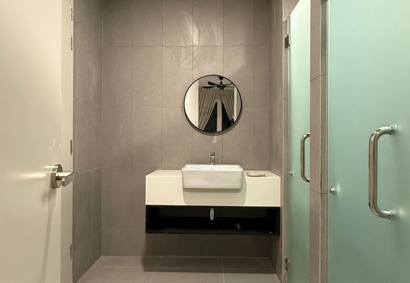 Yolo Signature Suites