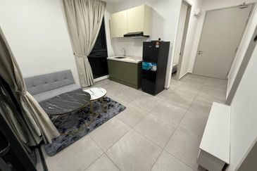 Yolo Signature Suites